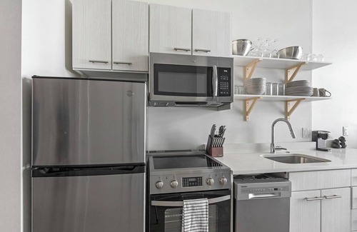River North Art District Apartment | Landing at Ride at RiNo - Studio in Five Points
