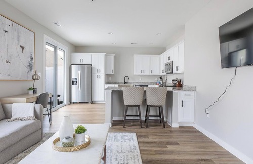 Madison Apartment | Landing at Sanctuary at Indian Creek - 1 Bedroo.
