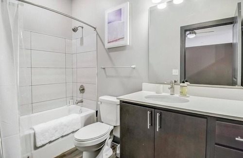 Fishers Apartment | Landing at Spark Apartments - 1 Bedroom in Downtown Fishers