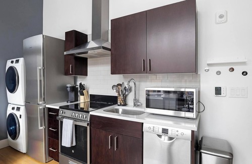 Cherry Creek Apartment | Landing at Studio 135 - 1 Bedroom in Cherry Creek
