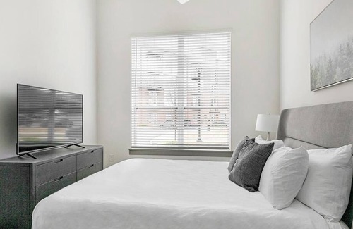 Madison Apartment | Landing at The Avenue Madison - 2 Bedrooms in Downtown Madison