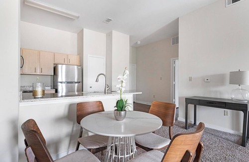 New Pathways Apartment | Landing at The Bristol on Union - 1 Bedroom in .