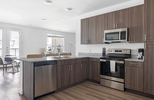 Garland Apartment | Landing at The Draper - 1 Bedroom in Garland