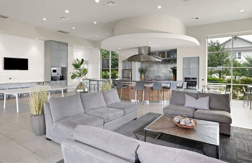 Buda Apartment | Landing at The Green at Plum Creek - 2 Bedrooms in Kyle