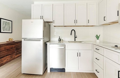 Northeast Raleigh Apartment | Landing at The Harrison - Studio in Northeast R.