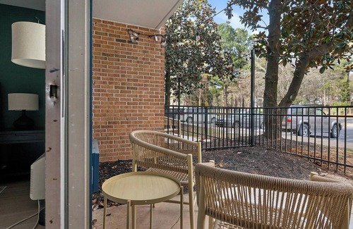 Northeast Raleigh Apartment | Landing at The Harrison - Studio in Northeast R.
