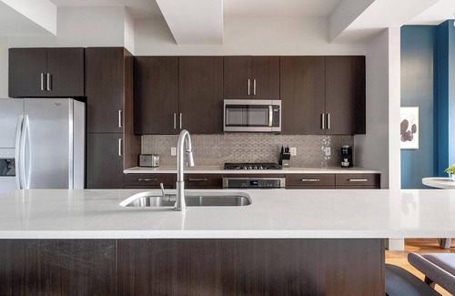 Woodlake - Briar Meadow Apartment | Landing at The Hayworth - 1 Bedroom in Westside