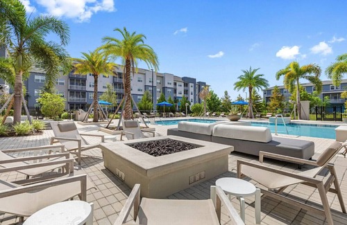 Sanford Apartment | Landing at The Henry Luxury Apartments - 1 Bedroom in Sanford