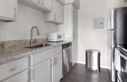 Royal Ridge Apartment | Landing at The Lynx - 1 Bedroom in El Dorado/.