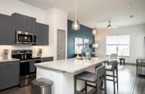 Pflugerville Apartment | Landing at The Parker Austin - 2 Bedrooms in Downtown Pflugerville