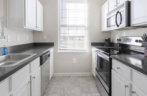 Canal Winchester Apartment | Landing at The Green - 2 Bedrooms in South Columbus