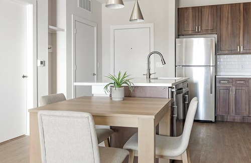 Seguin Apartment | Landing at The Virginia - 1 Bedroom in Seguin