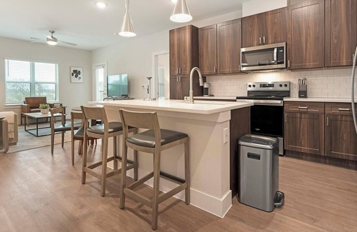 Seguin Apartment | Landing at The Virginia - 2 Bedrooms in Seguin
