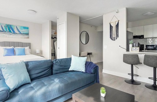 St. Petersburg Apartment | Landing at The Wayland - Studio in Downtown St.