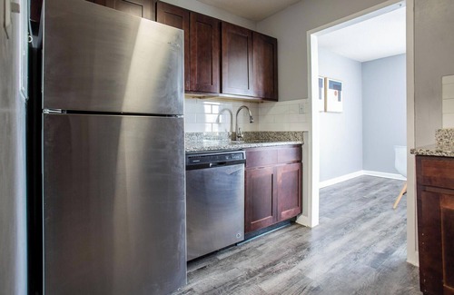 Fort Wayne Apartment | Landing at Three Rivers - Studio in Central For.