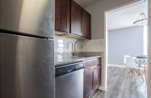 Fort Wayne Apartment | Landing at Three Rivers - Studio in Central For.