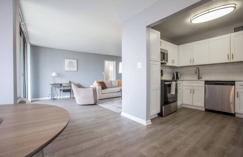 Fort Wayne Apartment | Landing at Three Rivers - 2 Bedrooms in Central.