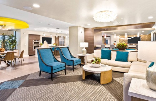 Rosenberg Apartment | Landing at Town Center Lofts - 1 Bedroom in Brazos Town Center