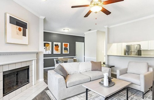 Crestline Heights Apartment | Landing at Village At Caldwell Mill - 2 Bedrooms in Overton