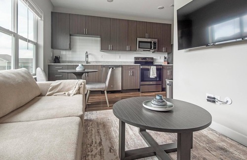 Edwardsville Apartment | Landing at Whispering Heights - 1 Bedroom in Ed.