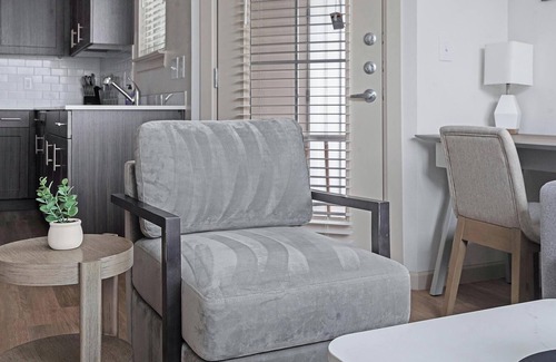 Pflugerville Apartment | Landing | Beautiful 1BD, Game Room, Courtyard