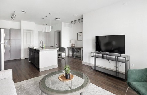 Haltom City Apartment | Landing | Chic 1BD, Courtyard, Clubhouse