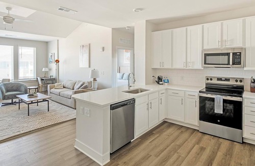 Belle Mina Apartment | Landing | Chic 1BD, Yoga Studio, Courtyard