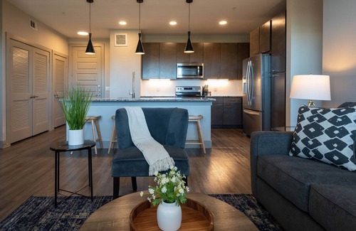 Montopolis Apartment | Landing | Incredible 2BD, Gym, Yoga Studio
