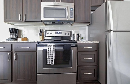 Northwest Columbus Apartment | Landing | Incredible 2BD, Gym