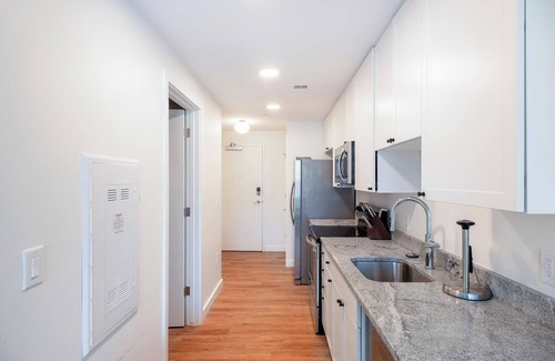 Greektown Historic District Apartment | Landing | Incredible Studio, Clubhouse, Gym