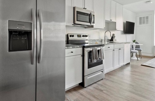 Greektown Historic District Apartment | Landing | Incredible Studio, Gym, Clubhouse
