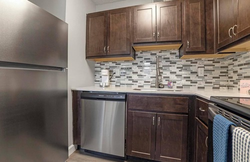 Indianapolis Apartment | Landing | Incredible 2BD, Gym, Pool