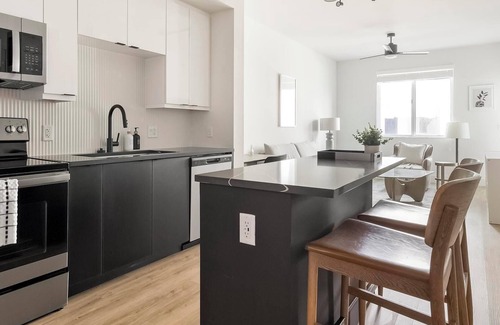 Providencia Park Apartment | Landing l Spectacular 1BD, Pool, Yoga Studio