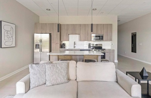Civil Rights Historic District Apartment | Landing | Modern 1BD in Fountain Heights