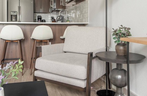 Rosedale Apartment | Landing | Modern 1BD, Pool, Rooftop Lounge