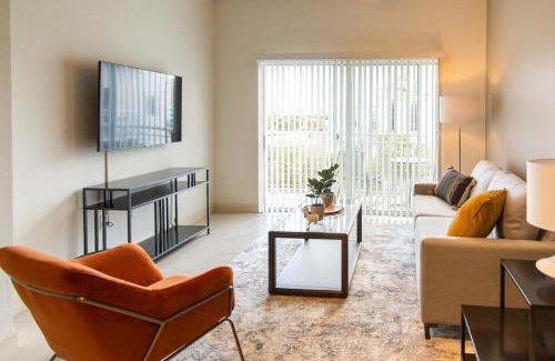 Channel District Apartment | Landing Modern Apartment with Amazing Amenities (ID3353)