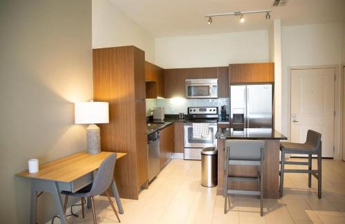 Channel District Apartment | Landing Modern Apartment with Amazing Amenities (ID3353)