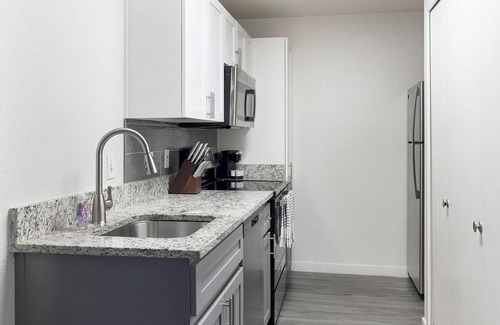 Tempe Apartment | Landing | Spectacular 1BD, Clubhouse, Game Room