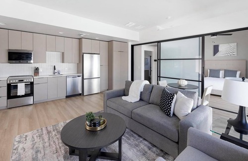 North Mountain Apartment | Landing | Spectacular 1BD, Pool, Clubhouse