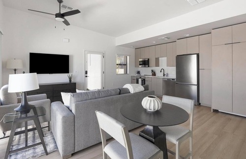 North Mountain Apartment | Landing | Spectacular 1BD, Pool, Clubhouse