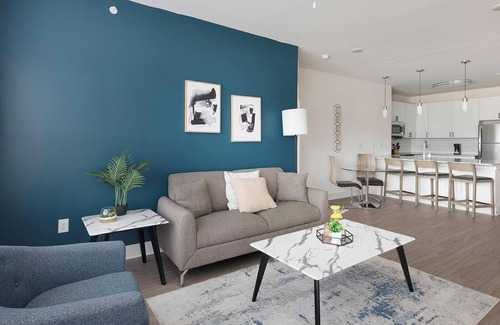 Athens Apartment | Landing | Spectacular 2BD, Pool, Gym