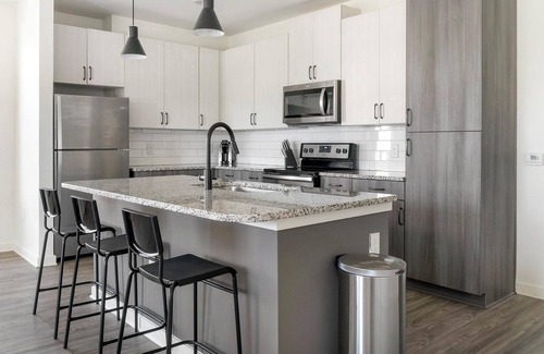 Mableton Apartment | Landing | Spectacular 2BD, Gym, Rooftop Lounge