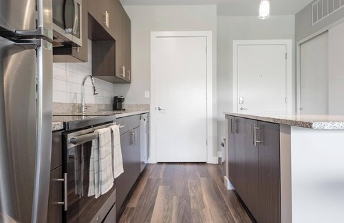 Edwardsville Apartment | Landing | Stylish 1BD, Gym, Clubhouse