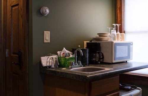 Loudonville Hotel | Landoll's Mohican Castle
