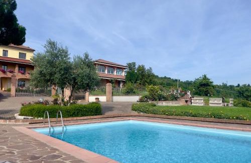 Grazzano Badoglio Bed & Breakfast | Landora