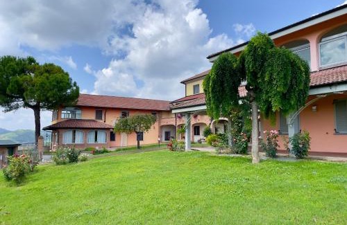 Grazzano Badoglio Bed & Breakfast | Landora
