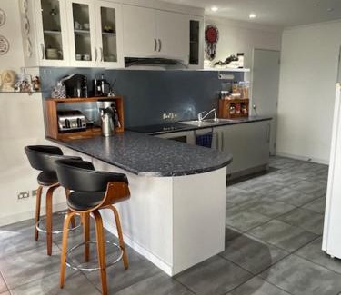 Langs Beach House | Lang's Beach Luxury Apartment