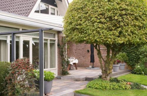 Uitwellingerga House | Langebaen 8, Uitwellingerga