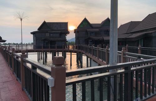 Kuala Teriang Resort | Langkawi Lagoon Resort Water Chalet
