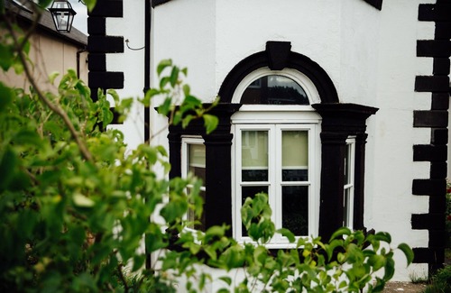 Leyland Cottage | Langs Hall, charming 3-bedroom cottage, Leyland, Lancashire, 10 mins from M6